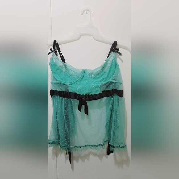 Plus size lingerie 1x-2x - Picture 2 of 5
